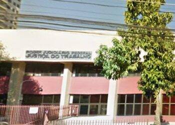 Juízes, promotores e advogados se manifestam em Foz contra a possibilidade de extinção da Justiça do Trabalho