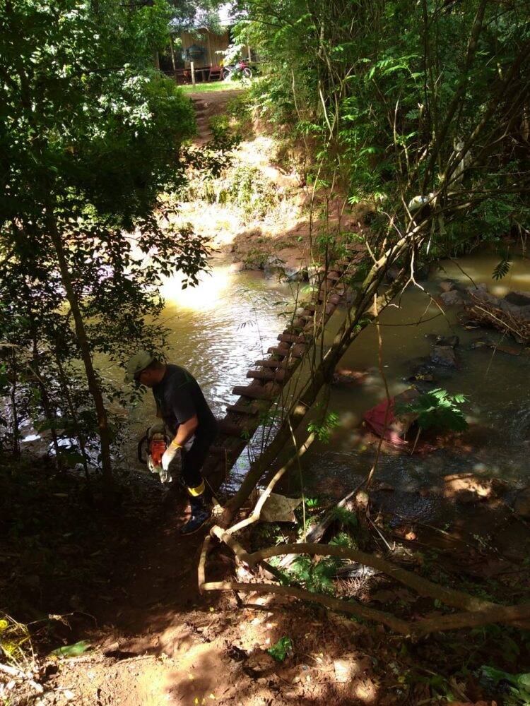 Ação policial destrói passagens clandestinas em Santo Antônio do Sudoeste.