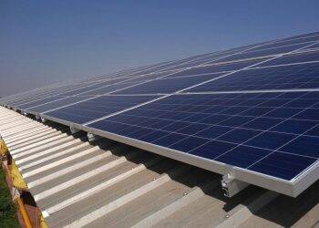 Coopavel apresenta maior usina de energia solar do Paraná