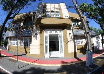 Prefeitura retoma serviços administrativos