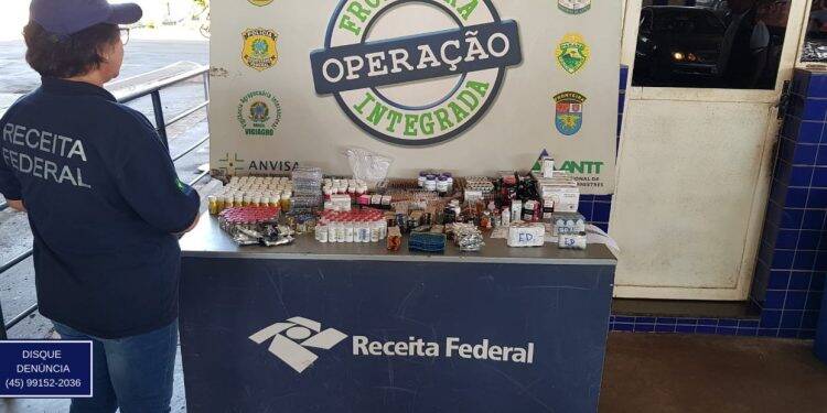 Táxi paraguaio é apreendido com anabolizantes da Ponte da Amizade