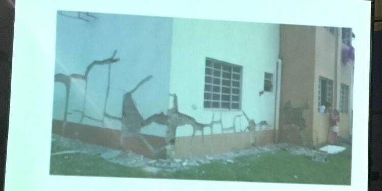 Defesa Civil condena Conjunto Duque de Caxias por risco de desabamento