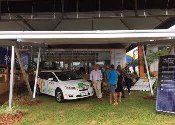 Carport: o estacionamento que  também produz e abastece energia