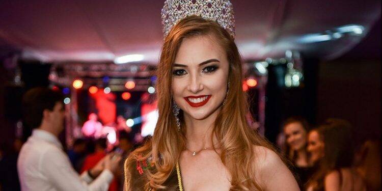 Djenifer, de Missal, é eleita Miss Paraná 2019