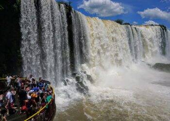 Foz do Iguaçu espera dobrar número de turistas dos EUA com o fim do visto de entrada