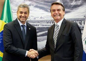 Bolsonaro e Abdo conversam sobre Itaipu, comércio e segurança