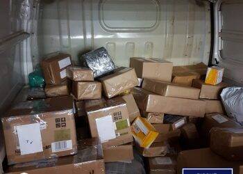 Receita Federal retém 271 volumes de remessas postais irregulares