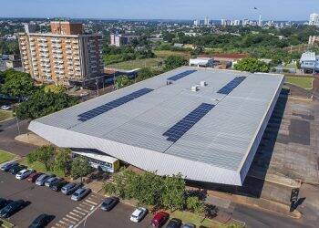 Rodoviária de Foz do Iguaçu ganha placas para geração de energia solar