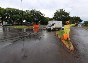 Trânsito da Av. Costa e Silva será desviado para a Sérgio Gaspareto