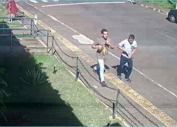 Imagens mostram suspeitos de matar taxista no centro