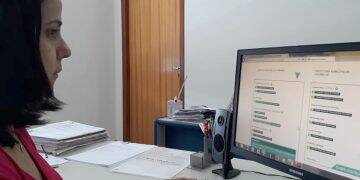 Abertura de empresa é feita em menos de duas horas no Paraná