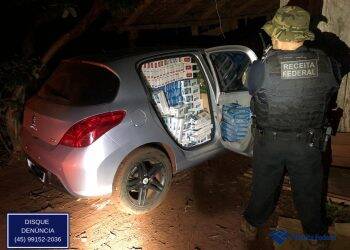 Receita Federal apreende veículo com 19 mil maços de cigarro