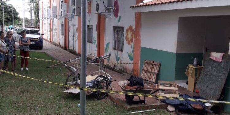 Mulher é assassinada em banheiro da Praça da Bíblia