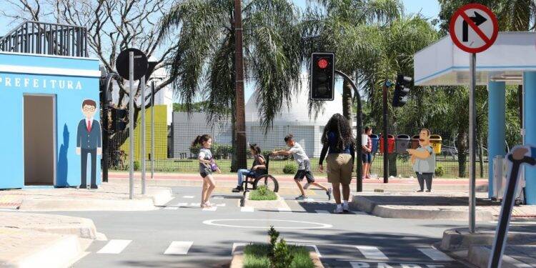 Itaipu lança campanha e reforça divulgação de atrativo turístico para crianças