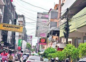 Edifícios em mau estado anunciam tragédia, diz bombeiro de Cidade do Leste