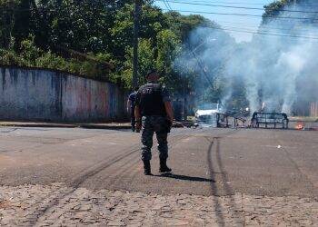 Prefeito pede sindicância para investigar corte de luz na favela Monsenhor Guilherme