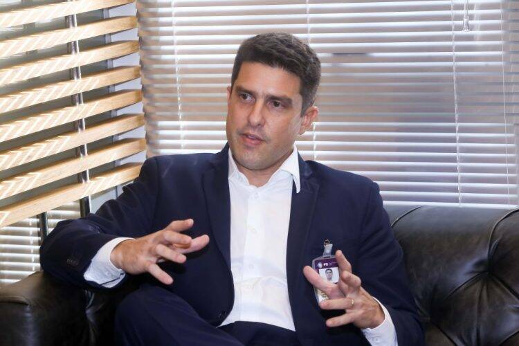 Diretor da Itaipu abre canal de diálogo com a Unila