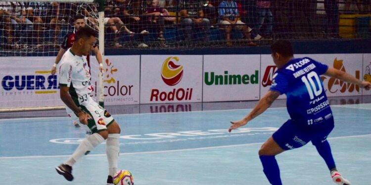 Foz Cataratas Futsal perde invencibilidade na ouro