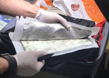 Ucraniano é preso com cocaína no aeroporto de Foz do Iguaçu