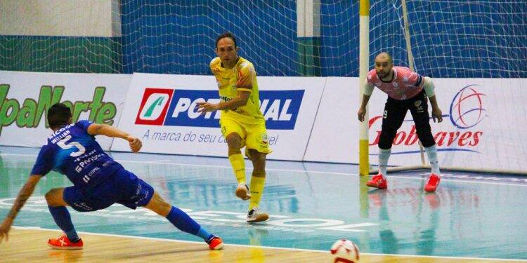 Foz Cataratas vence clássico regional pela Liga