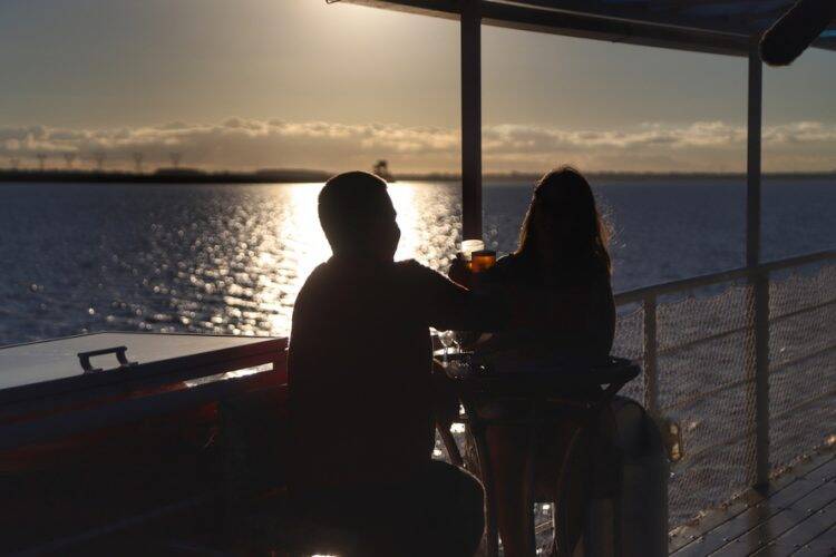 Mil quilômetros de praias de água doce enriquecem turismo do Paraná