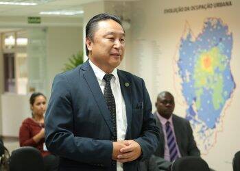 Conselheiro do CRM fala sobre médicos formados no exterior