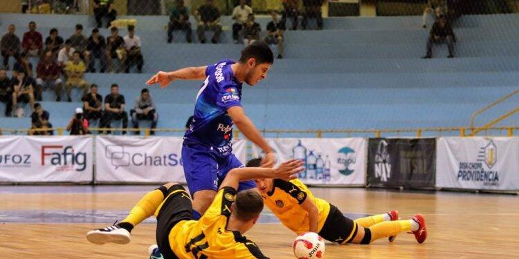Foz Cataratas e River Plate decidem vaga hoje para as semifinais