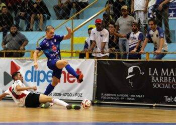 Foz Cataratas x Corinthians, Cerro Portenho x Carlos Barbosa. Definidas as semifinais