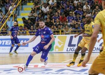 Foz Cataratas e seu torcedor ganham do Jaraguá