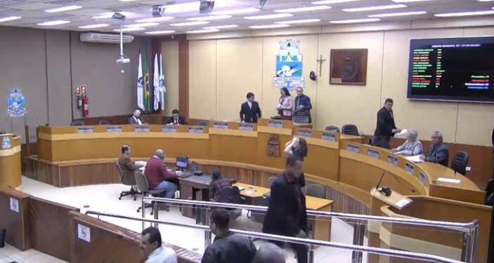 Correção dos subsídios é deliberação exclusiva do Legislativo, diz TCE-PR