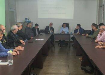 Comtur reivindica redução do ICMS do combustível de aviação