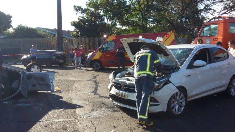 Acidente deixa mulher ferida na Av. Anita Garibaldi