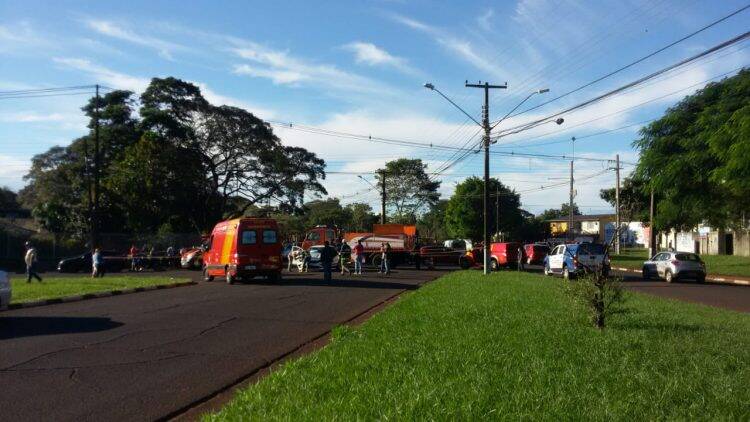 Acidente deixa mulher ferida na Av. Anita Garibaldi