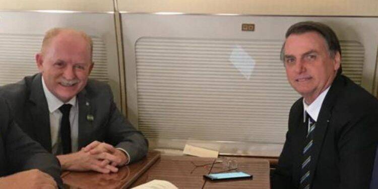 Vermelho apresenta projeto de reabertura da Estrada do Colono à Bolsonaro