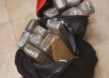 Passageiro é preso com 12 tabletes de maconha em ônibus