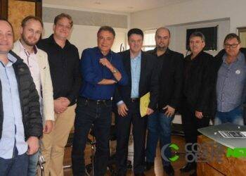 Comitiva do Oeste e Sudoeste se reúne com senadores para debater o Caminho do Colono