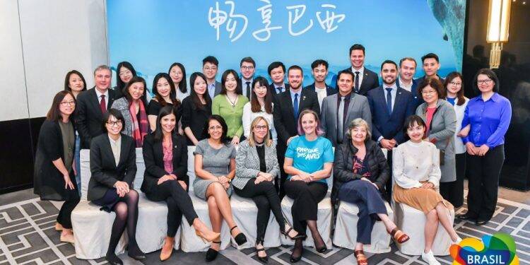 Visit Iguassu organiza missão para atrair turistas da China