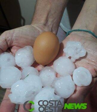 Confira os vídeos: Temporal é registrado em boa parte do oeste