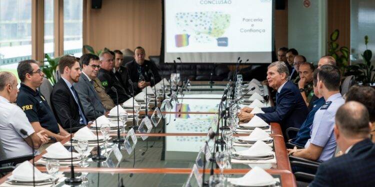 Itaipu vai apoiar criação de Centro Integrado de Inteligência em Foz do Iguaçu