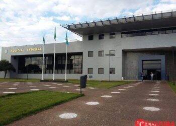 Polícia Federal e Receita Federal desarticulam organização criminosa transnacional em Foz