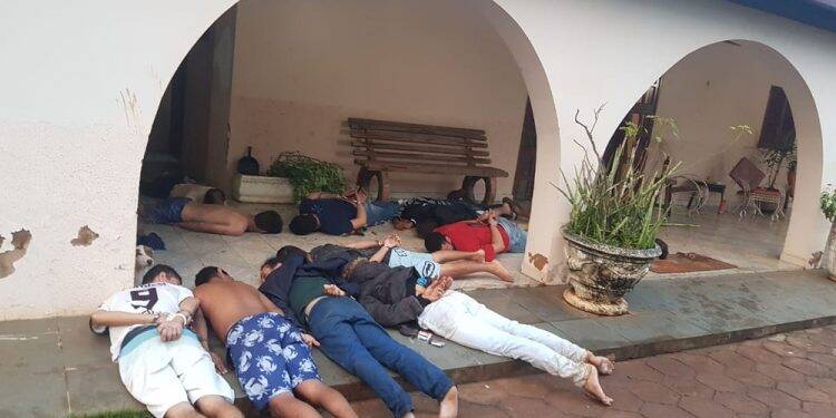 11 brasileiros são presos no Paraguai suspeitos de participação em chacina