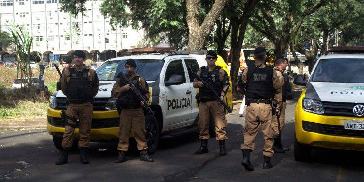 Rádio Cultura ouve versões de polícia e manifestantes do confronto ocorrido no TTU