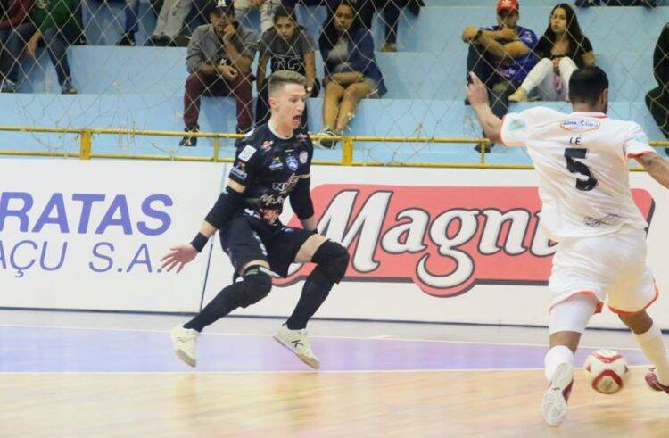 Carlos Barbosa vence Foz Cataratas