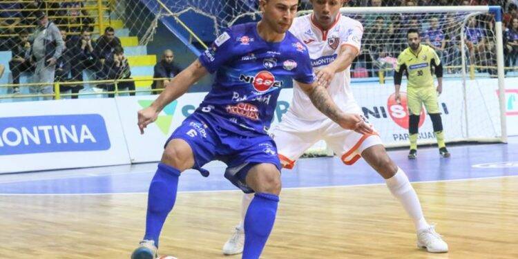 Carlos Barbosa vence Foz Cataratas