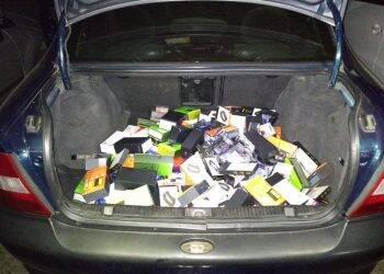 Veículos com contrabando são apreendidos em hotel