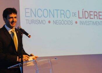 Ministro do Turismo abre seminário em Foz nesta quarta-feira