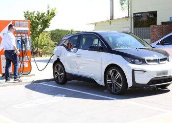 Carros elétricos do Paraná terão isenção de IPVA até 2022
