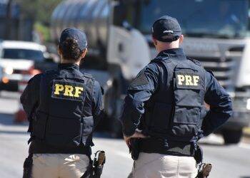 Em dois dias, PRF flagra 188 ultrapassagens proibidas no Paraná; assista