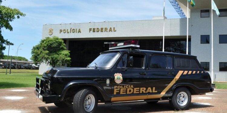 Polícia Federal se pronuncia sobre agente que efetuou disparo na Vila A