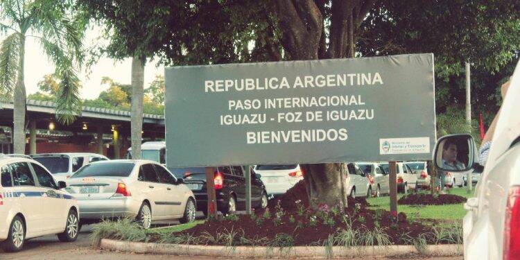 Representante do Governo argentino se pronuncia sobre crítica de Luciano Hang